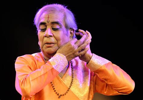 Legendary Kathak dancer Birju Maharaj passes away - Rediff.com India News