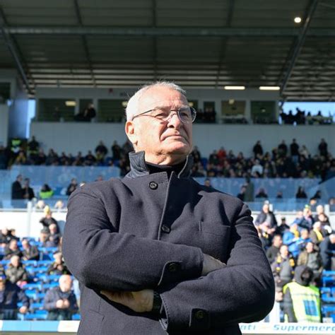 Ranieri Saluta Cagliari Il Momento Di Dirsi Addio Netwin It Notizie