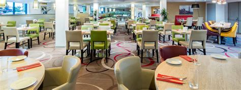 Restaurants near Heathrow Airport | Leonardo Hotels