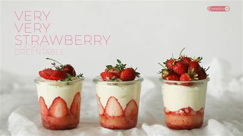 딸기 티라미수 만들기 Strawberry Tiramisu Rcipe L 너무 예뻐서 선물하기 좋은 노오븐 디저트 ㅣ 푸드