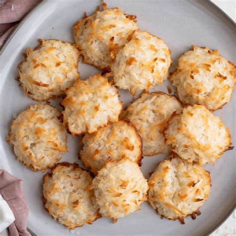 Easy Coconut Macaroons Recipe