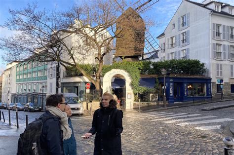 Semi Private Montmartre Tour From Le Moulin Rouge To Sacré Cœur