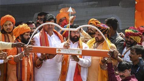 In Photos Maharashtra Cm Eknath Shinde Devendra Fadnavis Visit Ayodhya