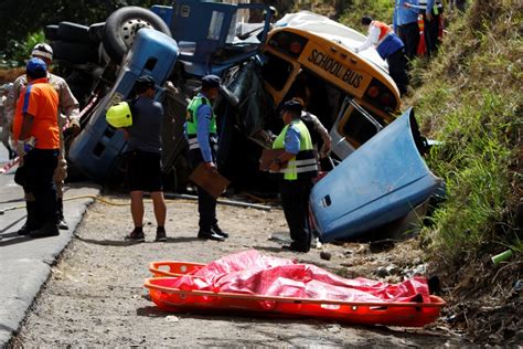 Al Menos 13 Muertos Y Decenas De Heridos Deja Accidente En Carretera De