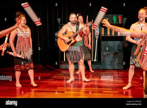 Maori Haka Dance Fotografías E Imágenes De Alta Resolución Alamy