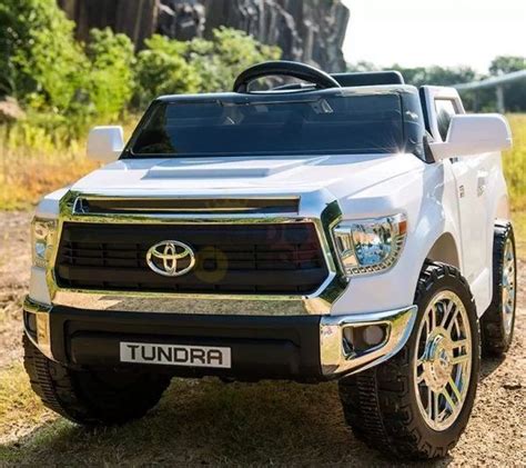 White Licensed Upgraded 12v Toyota Tundra Kids Ride On Truck With Rc