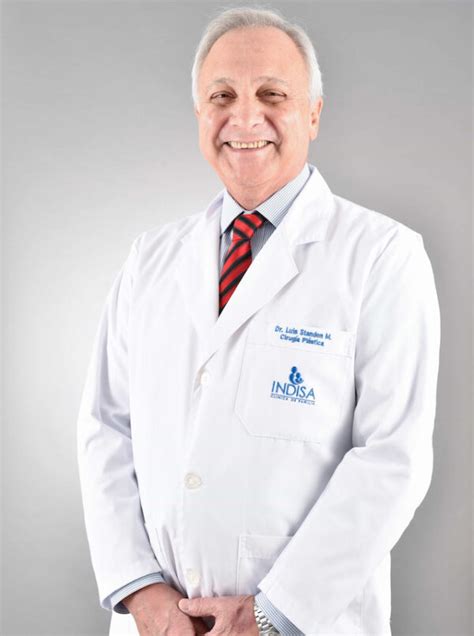 Dr Luis Marcelo Standen WAM Center En Santiago