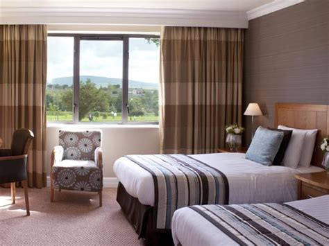 Derry Hen Party | Roe Park Resort | Derry-Londonderry | Guest room ...