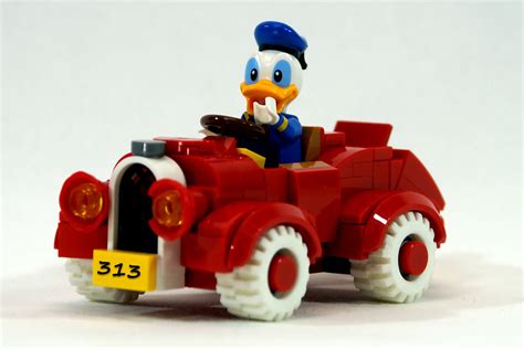 Hier Kommt Lego Donald Duck Mit Seinem 313er Zusammengebaut