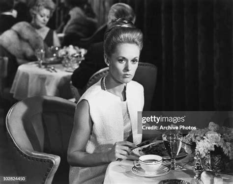 Actresses Tippi Hedren Photos And Premium High Res Pictures Getty Images