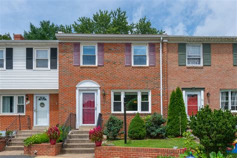 49 Sydnor St, Hamilton, VA 20158 | Buzz Covington