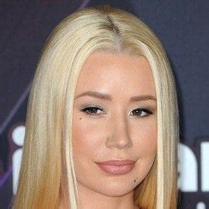 Iggy Azalea - Age, Family, Bio | Famous Birthdays