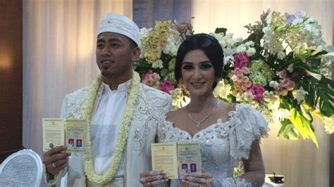 Meski Sudah Nikah Fanny Ghassani Akui Tidak Mungkin Tinggal Serumah