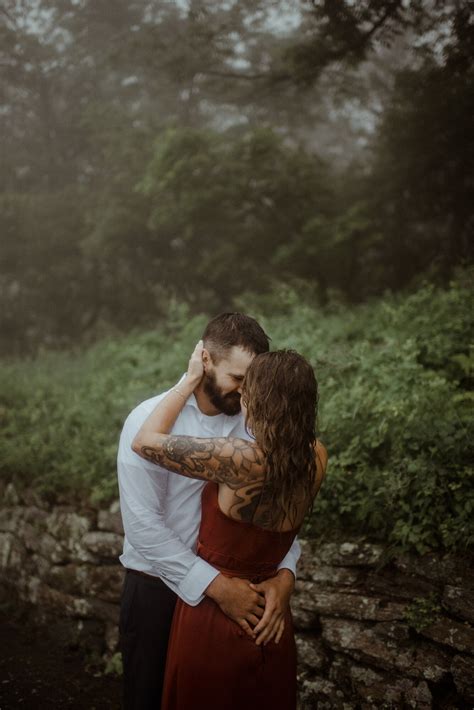 Tips For Your Rainy Photo Shoot Melissa And Dale Shenandoah National Park Engagement Session