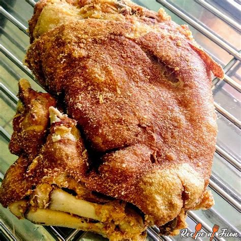 The Secret Technique To Crispy Pata Pork Knuckle Deep Fry It Thrice Recipe Crispy Pata