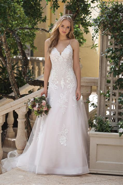 Wedding Dress From Sincerity Bridal Hitched Co Uk