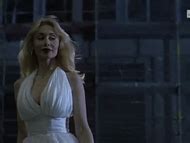 Naked Dolly Buster In Polizeiinspektion 1