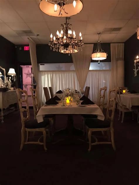 Reservation At Six Tables Restaurant Boca Raton Keys