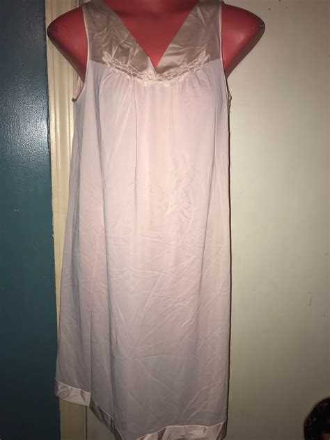 Vintage Nightgown Vanity Fair Light Pink Nightgown Vanity Etsy