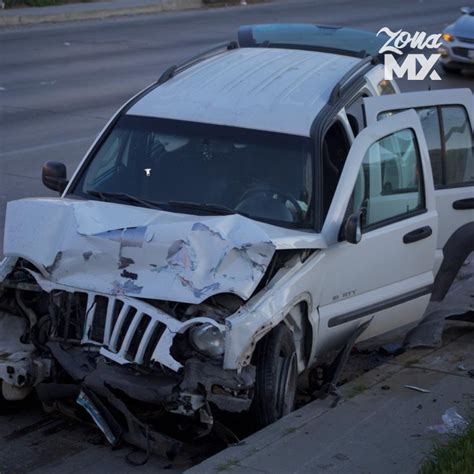 Fuerte Choque Sobre El Libramiento Sur Deja Dos Autos Totalmente