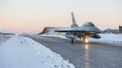 Norwegian F 16 Fighter Jets Transported To Denmark To Train Ukrainian