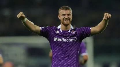 Video Lucas Beltr N Se Destap En Fiorentina Su Primer Doblete En La