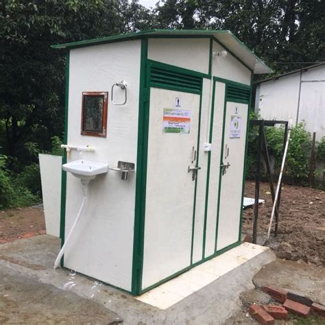 Rectangular Green Enviro Frp Modular Bio Toilet No Of Compartments