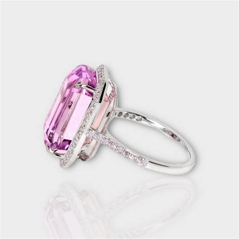 No Reserve Price Igi Ct Natural Pink Kunzite With Ct