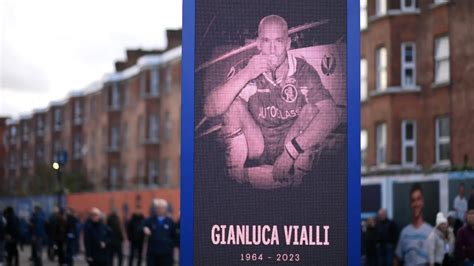 Splendido Omaggio Del Chelsea A Gianluca Vialli Le Immagini