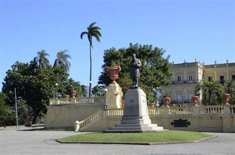 Fogo Destr I Museu Nacional O Mais Antigo Centro De Ci Ncia Do Pa S