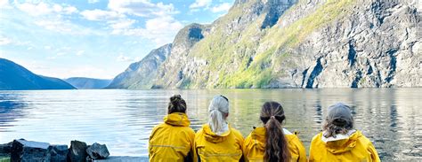 Discover the Beauty of Nærøyfjord: A 3-Day Adventure of Kayaking, Hiking, and Camping