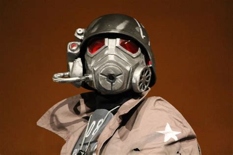 Advanced Riot Gear Helmet - Fallout New Vegas by NDC880117 on DeviantArt