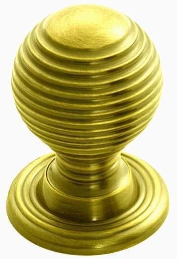 Fingertip Design Mm Queen Anne Cupboard Knob Polished Brass