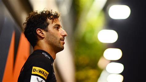 F News Singapore Grand Prix Daniel Ricciardo Mclaren Driver