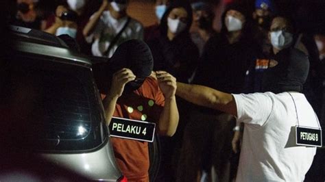 Rekonstruksi Penembakan Polisi Sebut Dua Anggota Fpi Tewas Dalam Baku