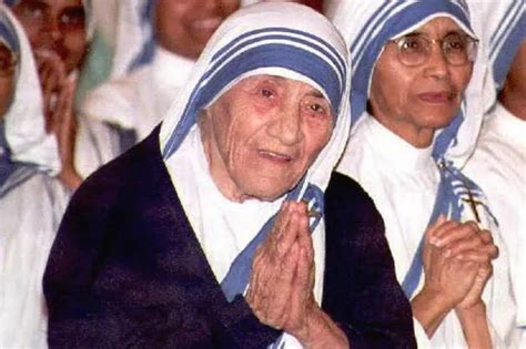 Mother Teresa To Be Made A Saint The Miracles That Led To The