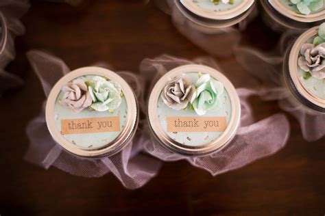 DIY Candle Wedding Favor