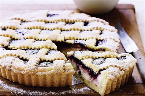 Crostata Ricotta E Visciole Un Dolce Con Una Storia Un Po Amara