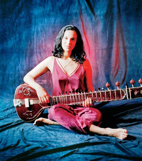 Anoushka Shankar’s Sitar Runs Free | The New Yorker