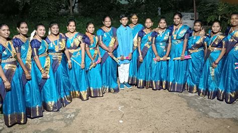 Ennienniyallo Pula Jallu Kolatam Song Gowri Parameshwara Group