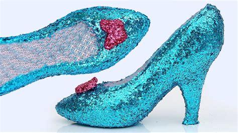 Diy How To Make Frozen Elsa Play Doh Super Glitter High Heels Disney