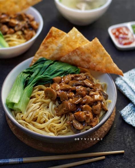 Cara Membuat Mie Ayam Dan Resepnya Makanan Tengah Bulan Favorit