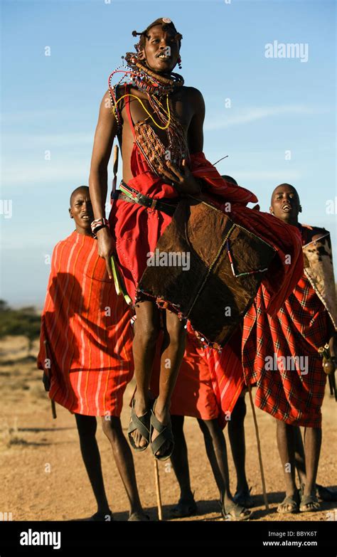 Maasai Warriors Dancing Jumping Kenya Hi Res Stock Photography And