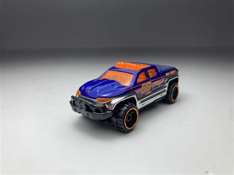 Off Duty Azul Pintura Ruim Hot Wheels Escala Mini