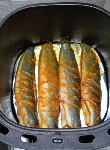 Tip Masak Ikan Keli Guna Air Fryer Elak Minyak Terpercik Hasilnya Isi