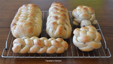 Varada's Kitchen and Garden: Braided Bread