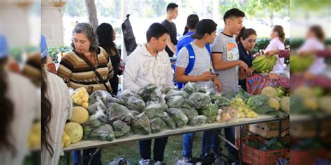 Invita Dif A Disfrutar De Variedad De Productos Del Campo Michoacano En