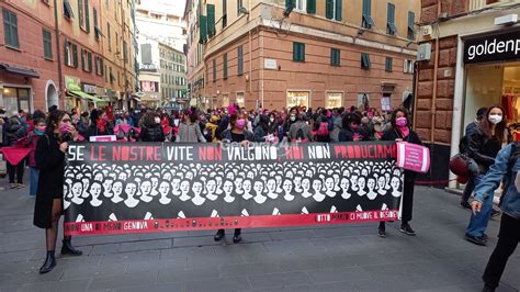 Marzo Sciopero E Corteo Femminista A Genova Contro La Guerra E Il