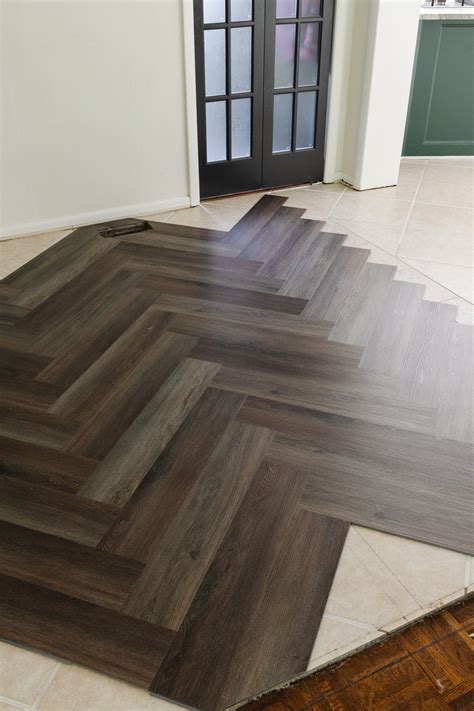 Installing Vinyl Plank Flooring Herringbone Pattern | Floor Roma