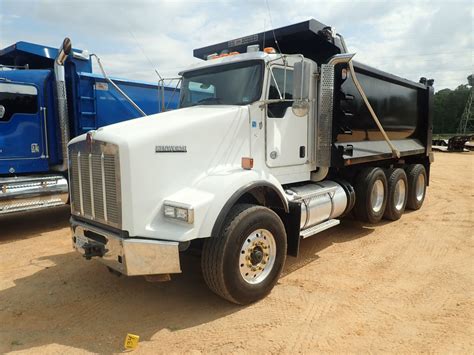 2019 KENWORTH T800 Dump Truck - J.M. Wood Auction Company, Inc.